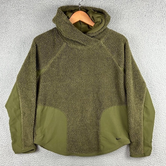 Nike Tops - Nike Womens Small Sherpa Thermal Hoodie AR7404 395 Olive Green Standard‎ Fit